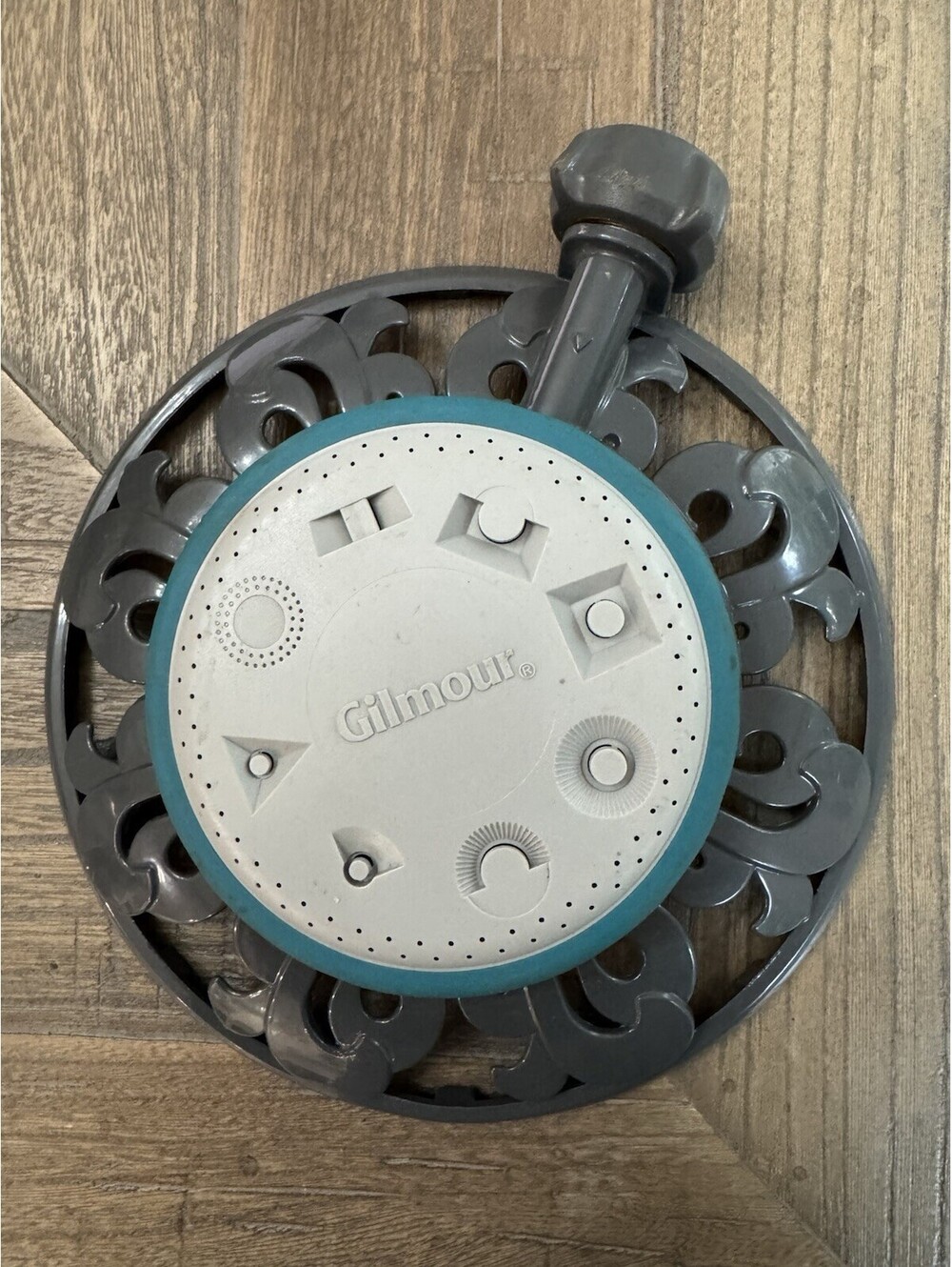 Gilmour Stationary Multi-Pattern Sprinkler Decorative Base Lawn Garden Yard